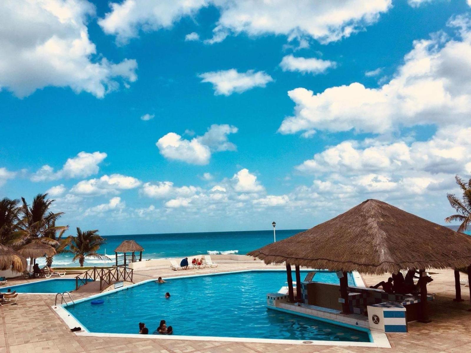 Brisas Residence Hotel Zone Apartment Cancún Extérieur photo